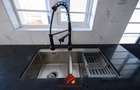 4 Bed Townhouse with En Suite at New Rain Hotel - 7