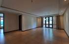4 Bed Apartment with En Suite in Riverside - 6