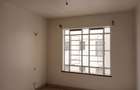3 Bed Apartment with En Suite in Parklands - 9