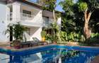 5 Bed House with En Suite in Runda - 4