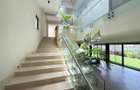 5 Bed Townhouse with En Suite at Westlands - 9