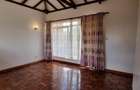 4 Bed Townhouse with En Suite in Lavington - 7