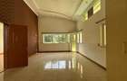 4 Bed Townhouse with En Suite at Riverside Drive - 11