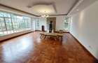 4 Bed House with En Suite in Runda - 6
