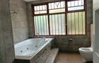6 Bed House with En Suite in Kyuna - 12