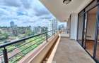 4 Bed Apartment with En Suite at Riverside Drive - 15
