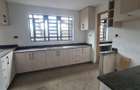 5 Bed Townhouse with En Suite at Gikambura - 8