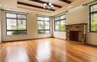 5 Bed Townhouse with En Suite at Lavington - 4