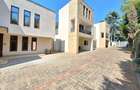 5 Bed Townhouse with En Suite at Lavington Green - 8