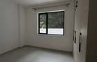 2 Bed Apartment with En Suite in Brookside - 5