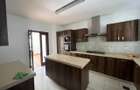5 Bed Townhouse with En Suite in Lavington - 8