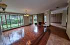 4 Bed Villa with En Suite in Lavington - 6