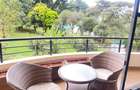 4 Bed Apartment with Swimming Pool in Riverside - 16
