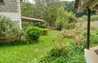 5 Bed House with En Suite in Lavington - 14