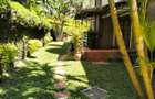 5 Bed Townhouse with En Suite at Lavington - 7