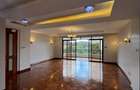 4 Bed Apartment with En Suite at Riverside Drive - 4