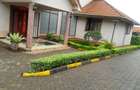 5 Bed House with Alarm in Runda - 8