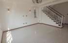 4 Bed House with En Suite at Komrade - 4