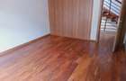 5 Bed Townhouse with En Suite at Lavington - 15