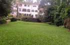 6 Bed Villa with En Suite in Nyari - 20