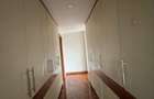 4 Bed Apartment with En Suite at Riverside Drive - 7
