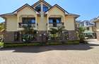 5 Bed Townhouse with En Suite at Lavington Green - 5