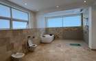 5 Bed House with En Suite in Runda - 10