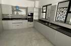 3 Bed Apartment with En Suite in Westlands Area - 8