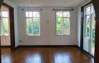 5 Bed Villa with En Suite in Rosslyn - 5