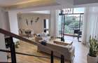 Serviced 4 Bed Apartment with En Suite in Riverside - 9
