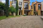 5 Bed Townhouse with En Suite at Lavington Green - 1