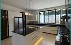 6 Bed Villa with En Suite at 2026-183 - 30
