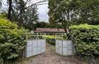 3 Bed House with Garden at Galleria - 1