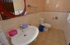 2 Bed House with En Suite at Off James Gichuru Rd - 11