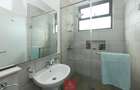 Furnished 4 Bed Apartment with En Suite at Riverside Drive - 19