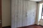 5 Bed Townhouse with En Suite in Lavington - 13