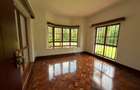 5 Bed Townhouse with En Suite in Runda - 16