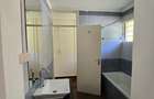 4 Bed House with En Suite at Loresho Creasent - 15
