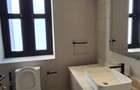 5 Bed Townhouse with En Suite at Palm Valley - 11