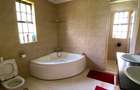 4 Bed Townhouse with En Suite in Runda - 19
