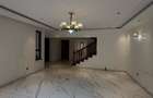 5 Bed Townhouse with En Suite in Lavington - 10