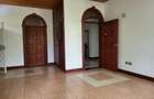 5 Bed Townhouse with En Suite in Rosslyn - 12
