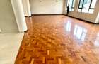 3 Bed Apartment with En Suite in Riverside - 6