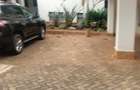 5 Bed Villa with En Suite in Spring Valley - 8