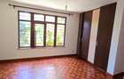 5 Bed Townhouse with En Suite at Lavington Off James Gichuru Road - 11