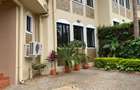 5 Bed Townhouse with En Suite at Lavington - 1