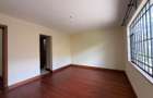 5 Bed Townhouse with En Suite in Lavington - 6