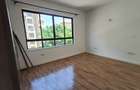 3 Bed Apartment with En Suite at Hatheru Road - 6