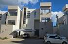 5 Bed Townhouse with En Suite at Lavington Green - 20