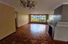 5 Bed Townhouse with En Suite at Lavington - 3